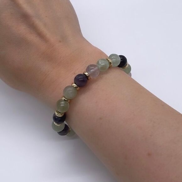 NWT Wool + Pepper Co. Amethyst Hues & Gold Beaded Bracelet - Picture 3 of 3